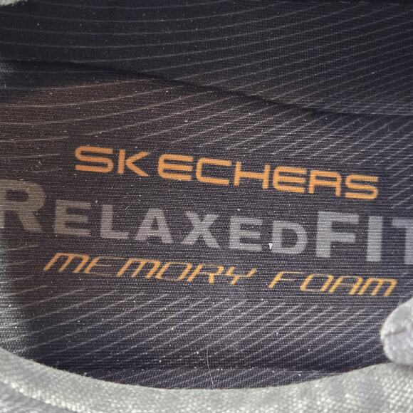Skechers Relaxed Fit Memory Foam Shoes Men’s Size 12 Dark Gray Comfort Gorpcore - Picture 9 of 10
